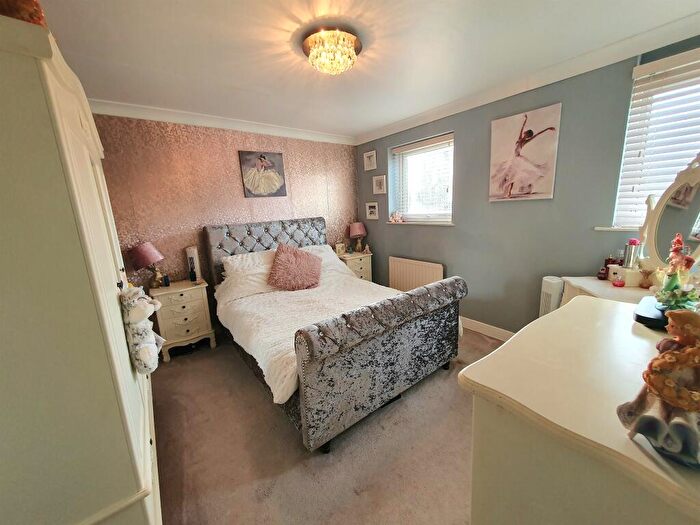 3 Bedroom Terraced House For Sale In Long Drive, Gosport, PO13