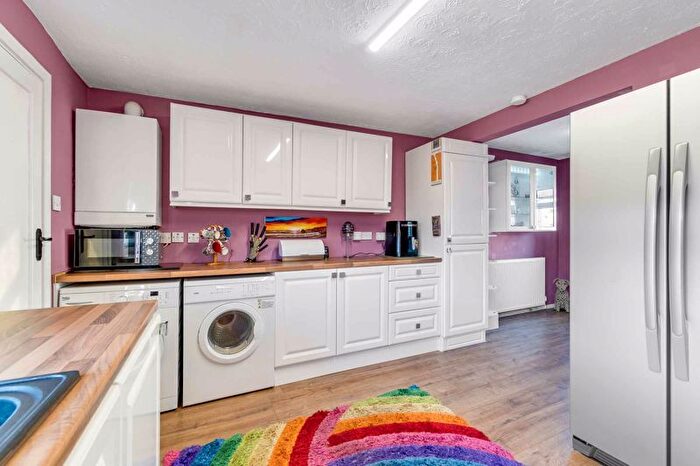 3 Bedroom End Of Terrace House For Sale In Glendale Crescent, Ayr, KA7