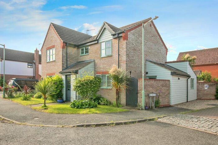 4 Bedroom Detached House For Sale In Mallard Way, Hollesley, Woodbridge, IP12