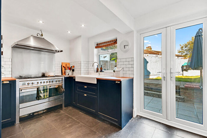 3 Bedroom Terraced House For Sale In Springfield Road, Chelmsford, CM1