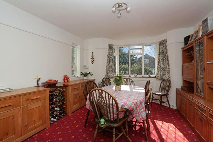 4 Bedroom Detached House For Sale In St. Lawrence Avenue, Ramsgate, CT11