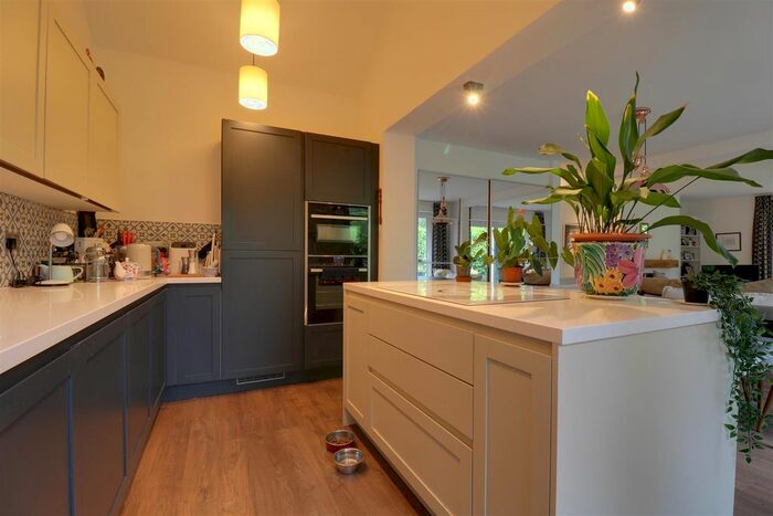 2 Bedroom Detached Bungalow For Sale In Sandbach Road North, Alsager, Stoke-On-Trent, ST7