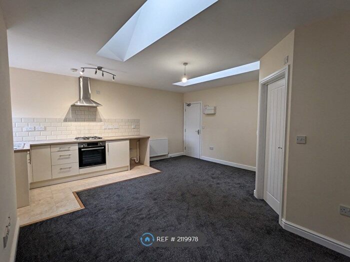 1 Bedroom Flat To Rent In Alvechurch Road, Birmingham, B31