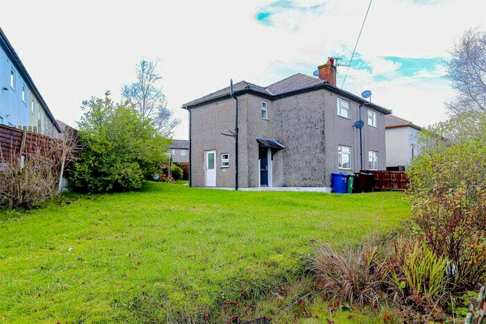 3 Bedroom Semi-Detached House To Rent In Moorland Road, Burnley, BB11