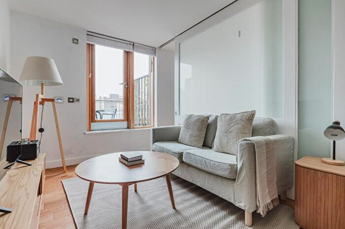1 Bedroom Apartment To Rent In Drysdale Street, London, N1