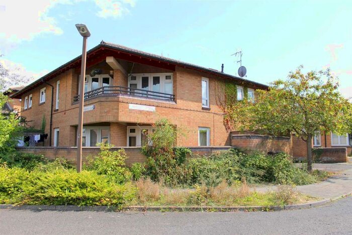 1 Bedroom Maisonette To Rent In Kirkstall Place, Oldbrook, Milton Keynes, MK6