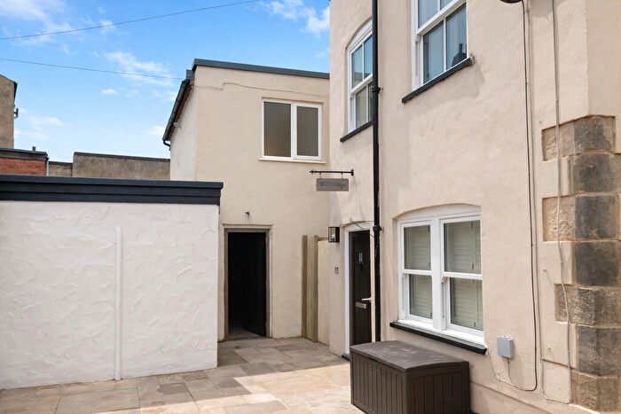 2 Bedroom Cottage To Rent In Anchor Yard, Knaresborough, HG5