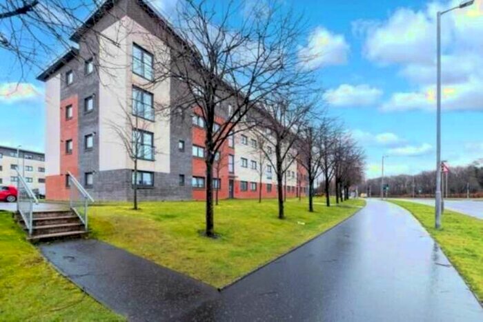 2 Bedroom Flat To Rent In Mulberry Crescent, Renfrew, PA4