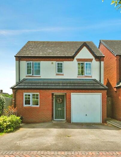 3 Bedroom Detached House For Sale In Lindridge Road, Sutton Coldfield, B75