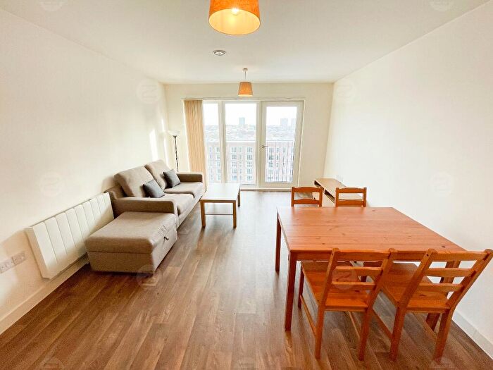 2 Bedroom Flat To Rent In /F, Roosevelt Apartments, Lexington Gardens, Birmingham, B15