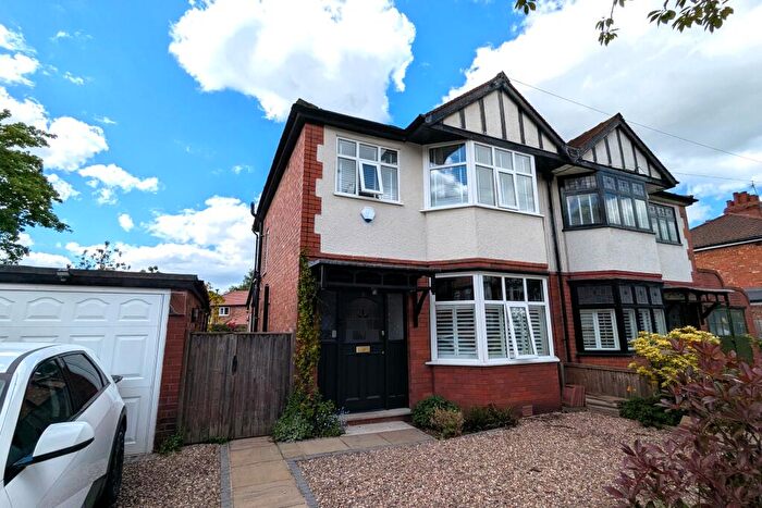 3 Bedroom Semi-Detached House For Sale In Longfield Avenue, Urmston, M41