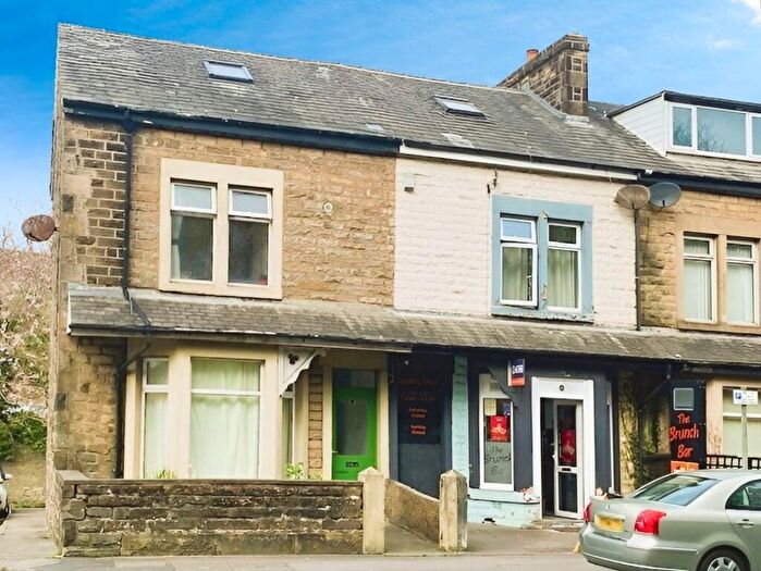 5 Bedroom Terraced House For Sale In Newton Terrace, Caton Road, Lancaster, LA1