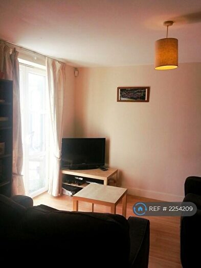 1 Bedroom Flat To Rent In Lister House, Nottingham, NG3