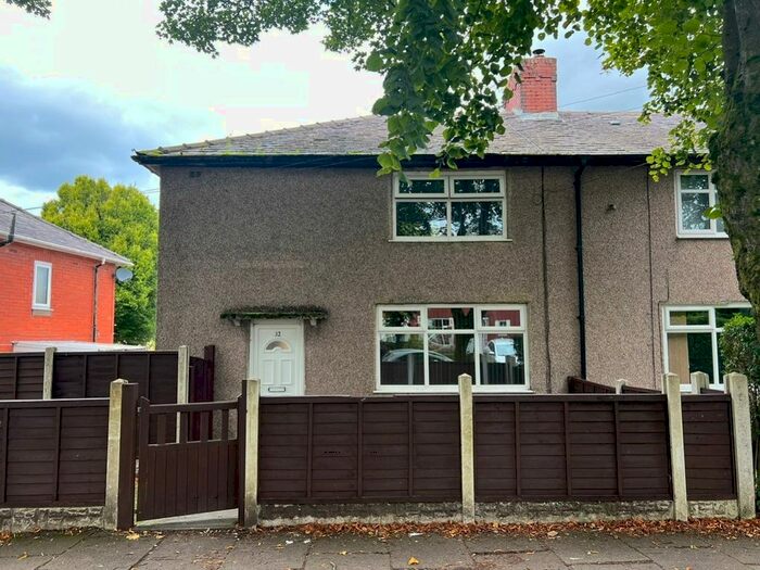 3 Bedroom Semi-Detached House To Rent In Moorland Road, Burnley, Lancashire, BB11
