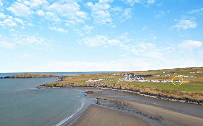 4 Bedroom Detached House For Sale In Gwbert, Cardigan, Ceredigion, SA43
