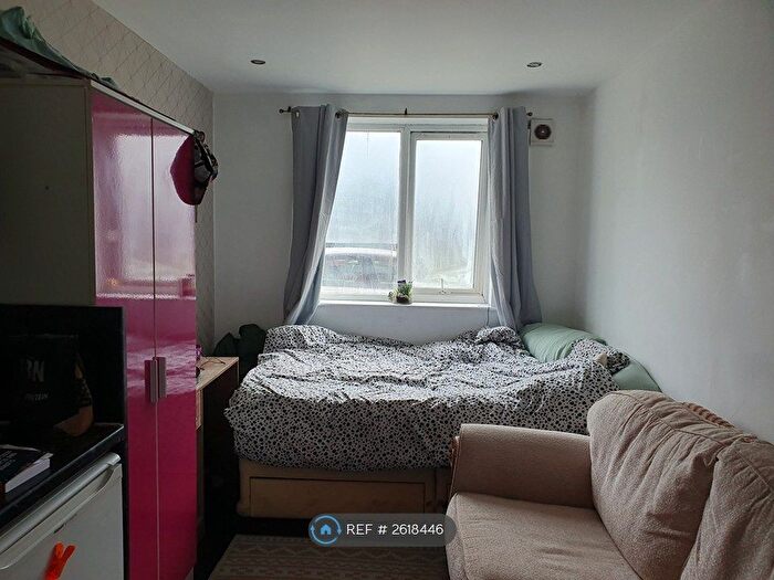 Studio To Rent In Grimshaw Place, Preston, PR1