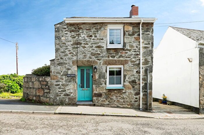 2 Bedroom Detached House For Sale In Turnpike Hill, Marazion, Cornwall, TR17
