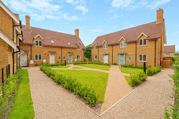 3 Bedroom End Of Terrace House For Sale In Oakley Gardens, Merstham, Redhill, RH1