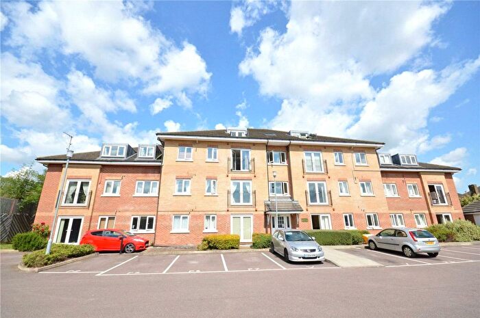 1 Bedroom Flat To Rent In Chalkdell House, Watford, WD25