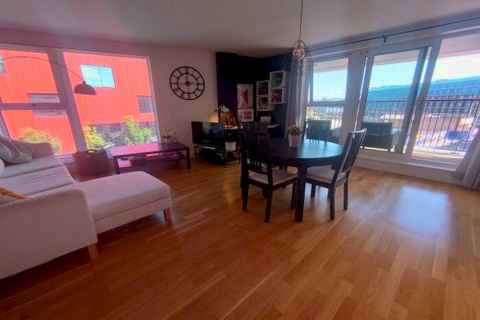 2 Bedroom Flat To Rent In Millbay Road, Plymouth, PL1