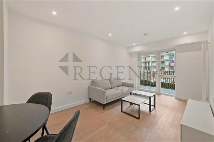 1 Bedroom Flat To Rent In Botanist House, Seagull Lane, E16