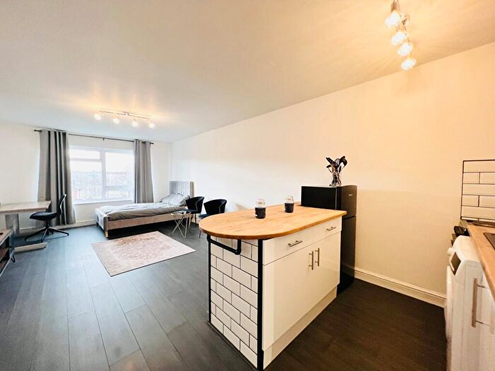 1 Bedroom Apartment To Rent In Alexandra Street, Maidstone, ME14