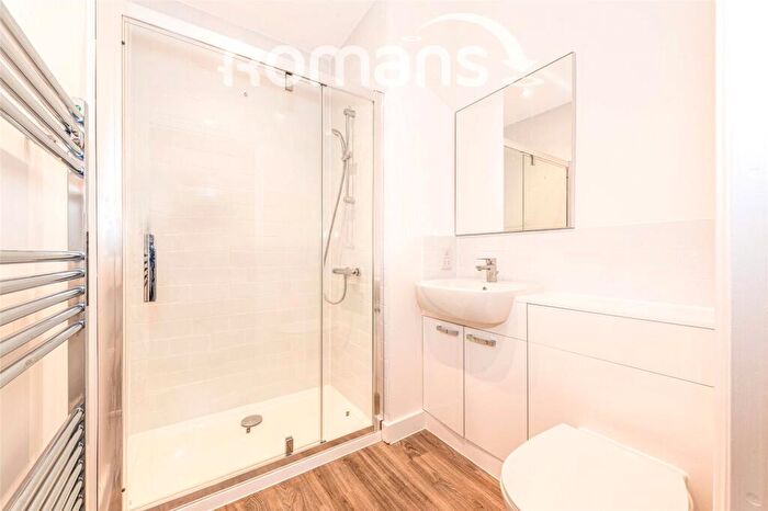 2 Bedroom Terraced House To Rent In North Street, Caversham, Reading, RG4
