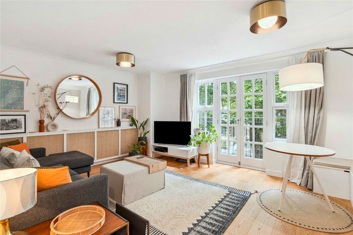 2 Bedroom Flat To Rent In Grosvenor Avenue, Highbury, London, N5