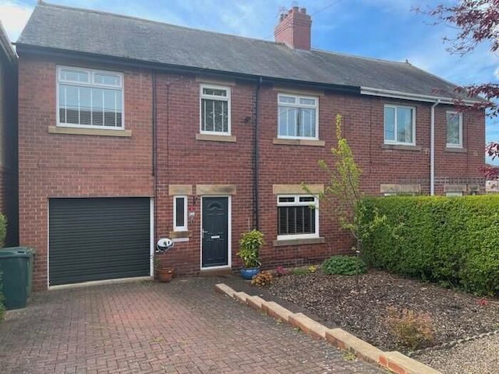 4 Bedroom Semi-Detached House To Rent In Main Road, Ryton, NE40
