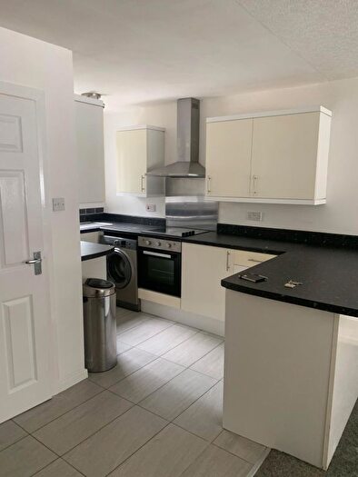 1 Bedroom Studio To Rent In Kingsleigh Road, Stockport, Cheshire, SK4