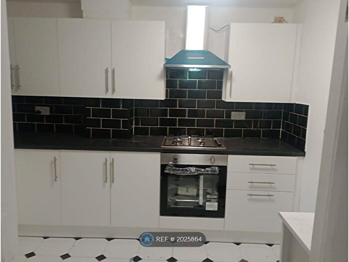 4 Bedroom Semi-detached House To Rent In Timway Drive, Liverpool, L12