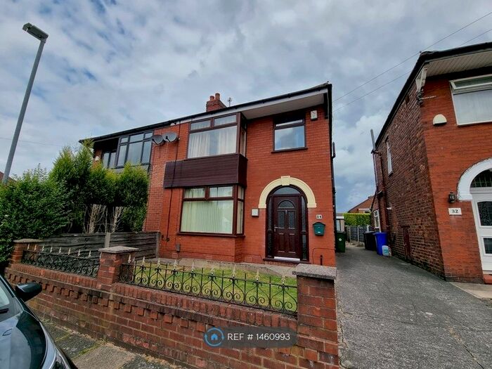 3 Bedroom Semi-Detached House To Rent In Fairbourne Road, Denton, Manchester, M34