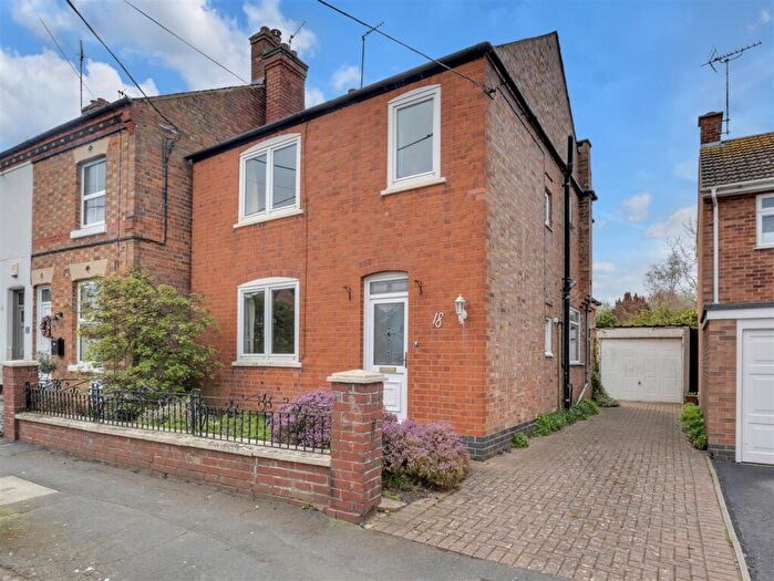 2 Bedroom Detached House For Sale In Gladstone Street, Kibworth Beauchamp, LE8