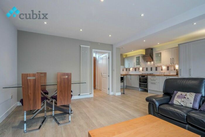 2 Bedroom Maisonette To Rent In Slade Walk, London, SE17