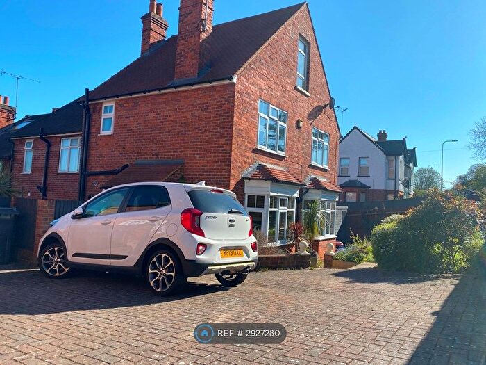 4 Bedroom End Of Terrace House To Rent In Cranbury Road, Reading, RG30