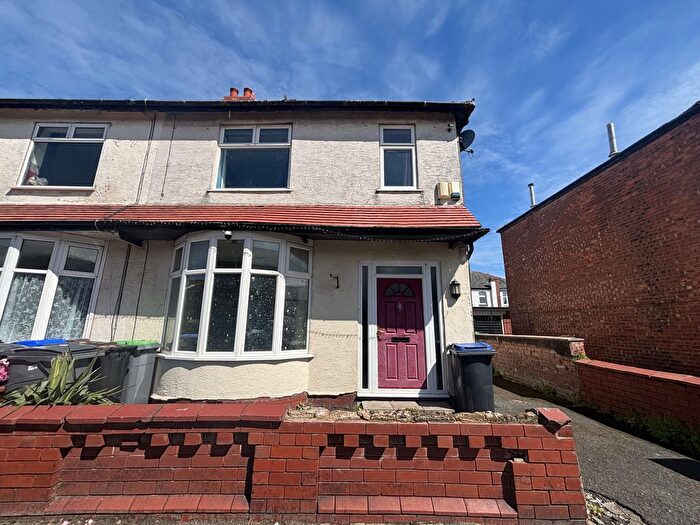 3 Bedroom Semi-Detached House For Sale In Hudson Road, Blackpool, FY1