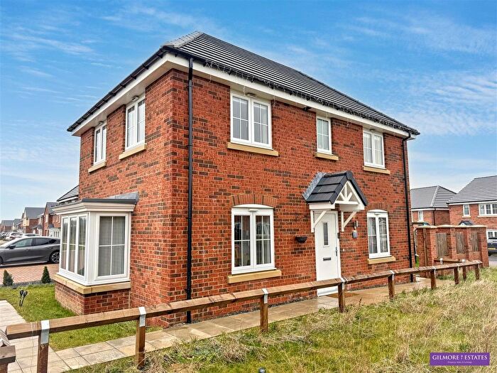 3 Bedroom Detached House For Sale In Fieldfare Avenue, Ryton, NE40