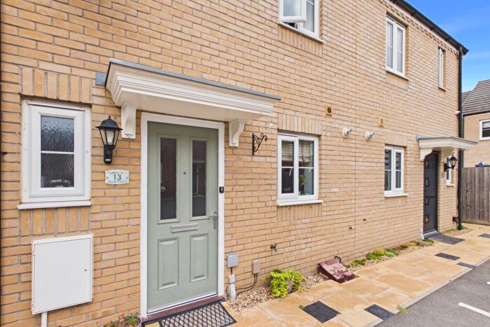 2 Bedroom Terraced House To Rent In Stour Close, Spalding, Lincolnshire, PE11