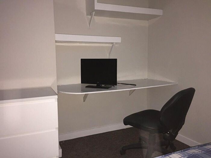 10 Bedroom House To Rent In Victoria Road Fallowfield, Manchester, M14