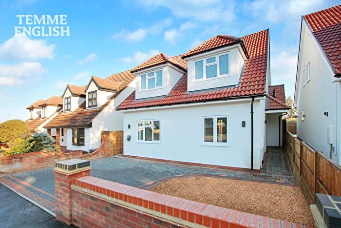 4 Bedroom Detached House For Sale In Berry Lane, Langdon Hills, SS16