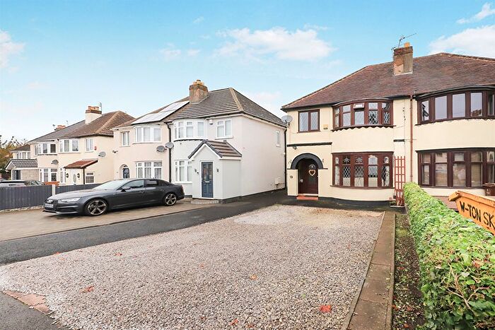 3 Bedroom Semi-detached House For Sale In Sundour Crescent, Wednesfield, Wolverhampton, WV11