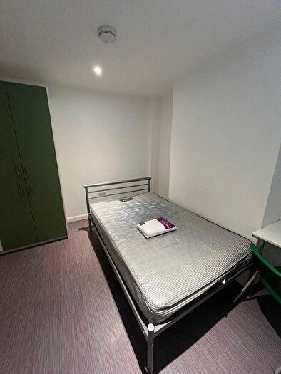 5 Bedroom Flat To Rent In Beresford Street, ST4