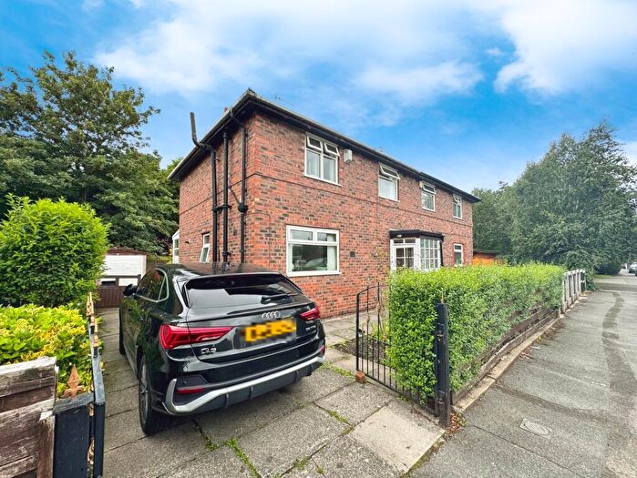 3 Bedroom Semi-Detached House To Rent In Ridsdale Avenue, Manchester, Greater Manchester, M20