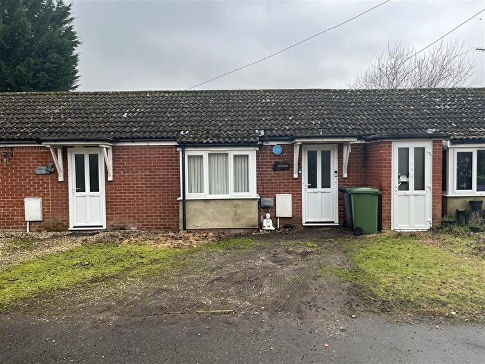 1 Bedroom Terraced Bungalow For Sale In Creake Road, Sculthorpe, Fakenham, NR21