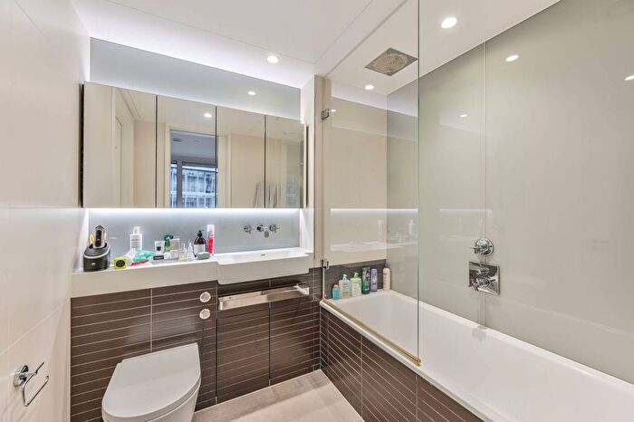 2 Bedroom Flat To Rent In Aurora Gardens, Battersea Power Station, London, SW11