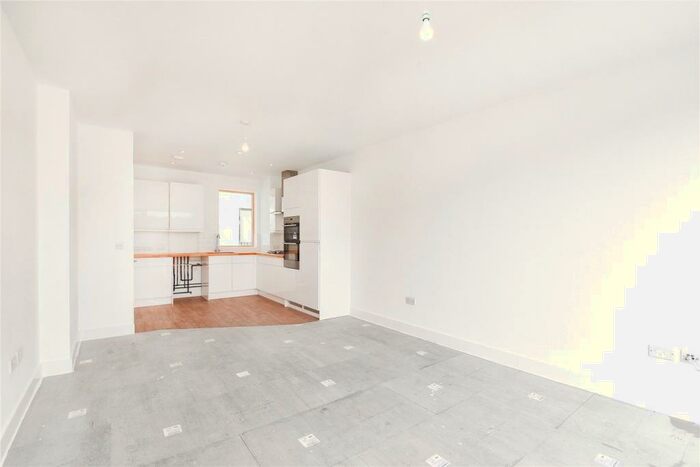 1 Bedroom Flat To Rent In Dora Carr Close, Headington, OX3