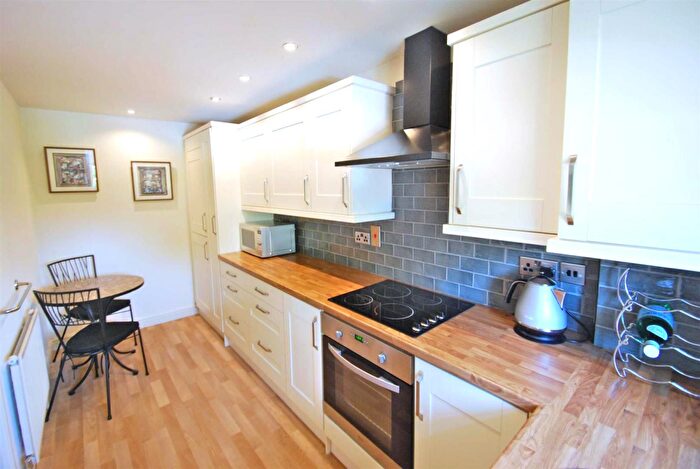 2 Bedroom Apartment To Rent In Hawthorn Green, Kennerleys Lane, Wilmslow, SK9