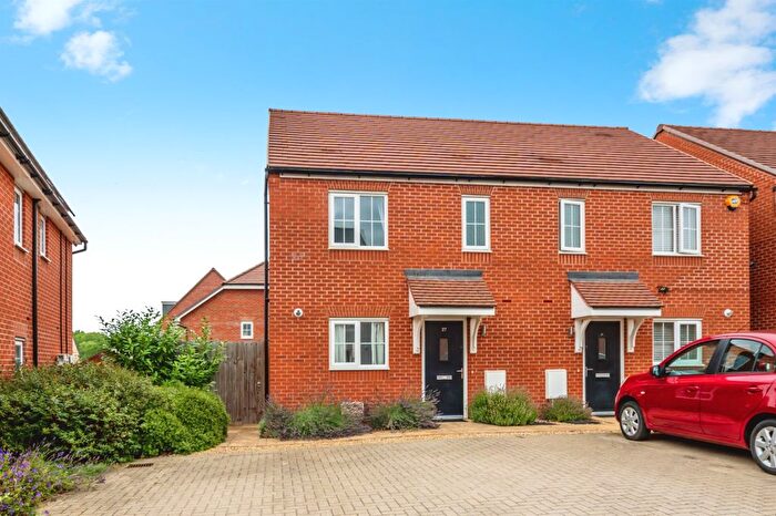 3 Bedroom Semi-Detached House For Sale In Dragonfly Crescent, Biddenham, Bedford, MK40