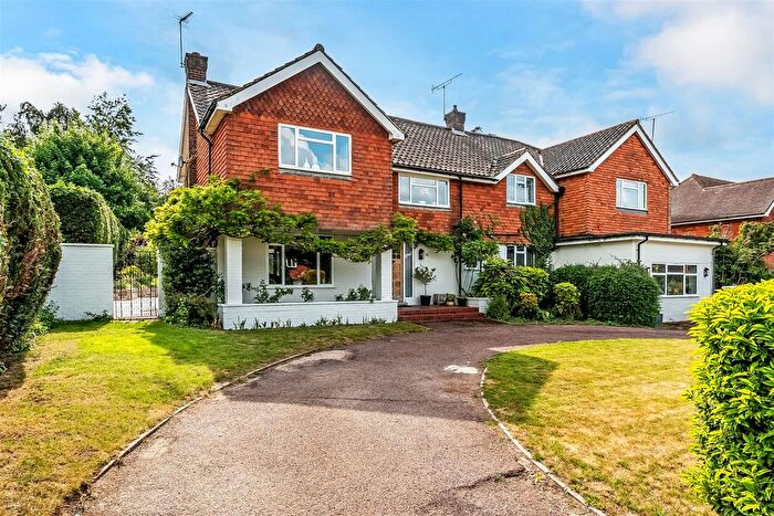 5 Bedroom Property For Sale In Cherry Orchard, Ashtead, KT21