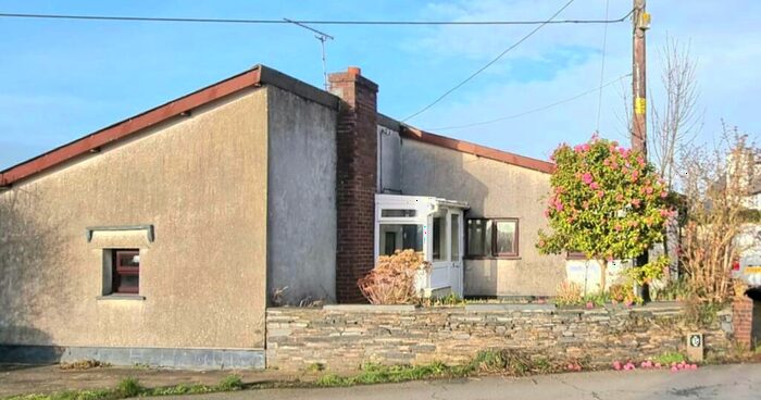4 Bedroom Bungalow For Sale In Bryncrug, Tywyn, Gwynedd, LL36
